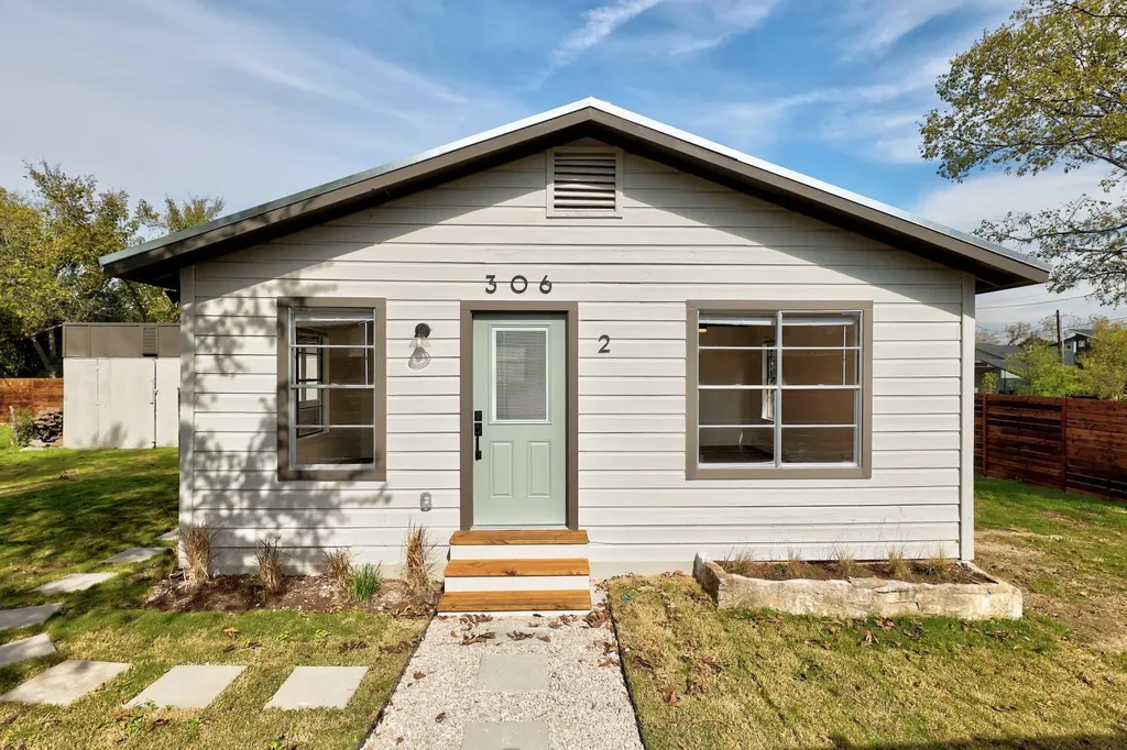 306 W Stassney Lane Austin TX 78745