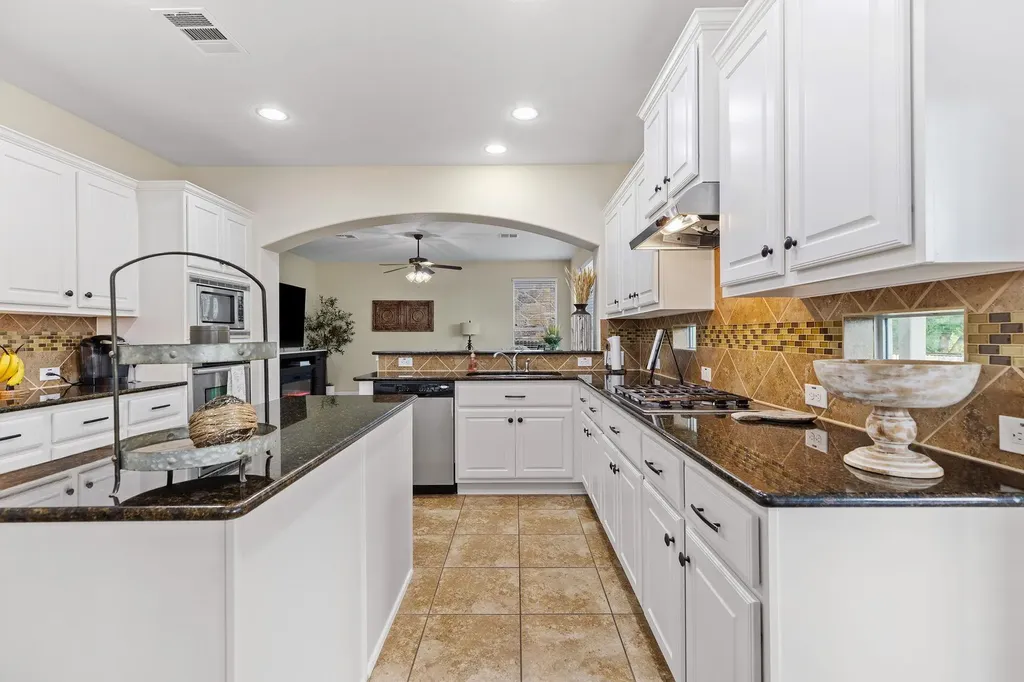 3588 Rosalina Loop Round Rock TX 78665