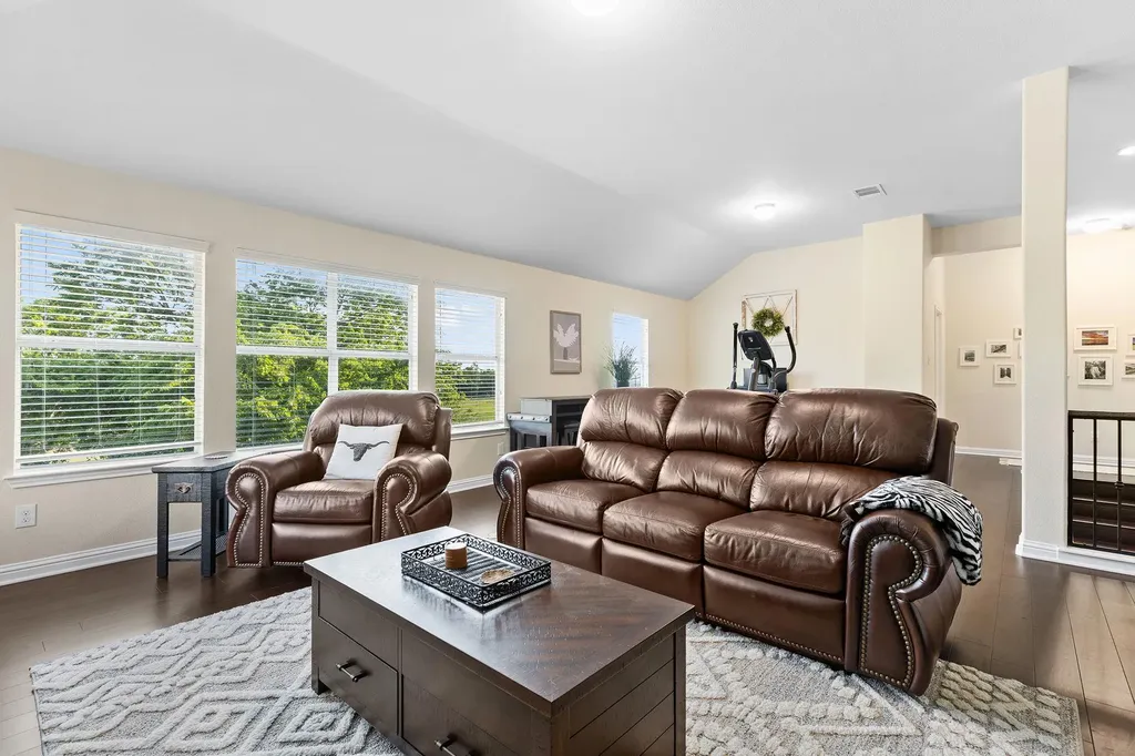 3588 Rosalina Loop Round Rock TX 78665