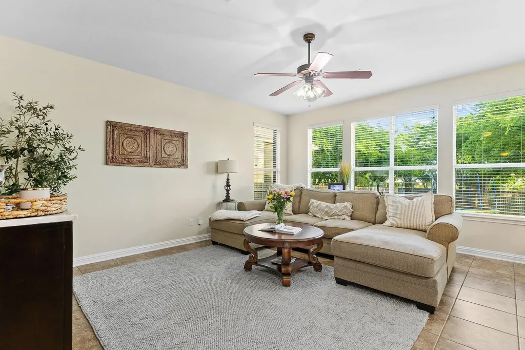 3588 Rosalina Loop Round Rock TX 78665