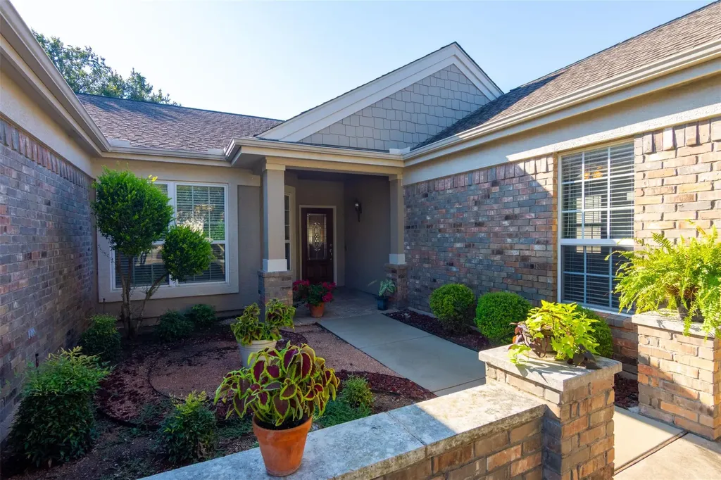110 Lampasas Pass Georgetown TX 78633