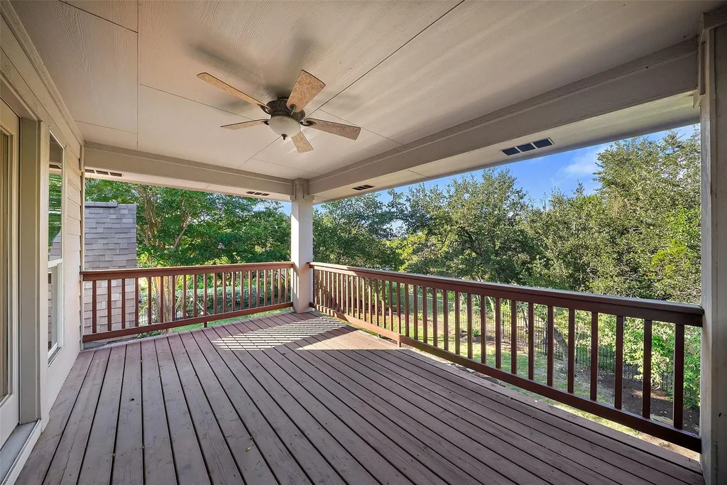 8215 Dark Ridge Cove Austin TX 78737