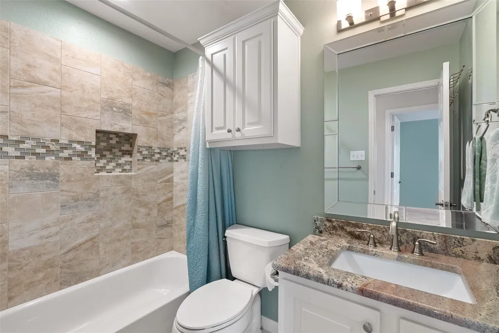 8215 Dark Ridge Cove Austin TX 78737