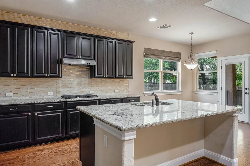 5809 Viejo Drive Austin TX 78738