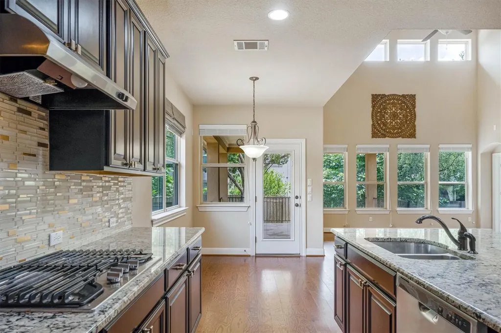 5809 Viejo Drive Austin TX 78738
