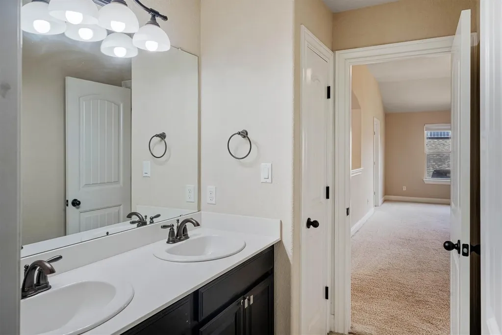 5809 Viejo Drive Austin TX 78738