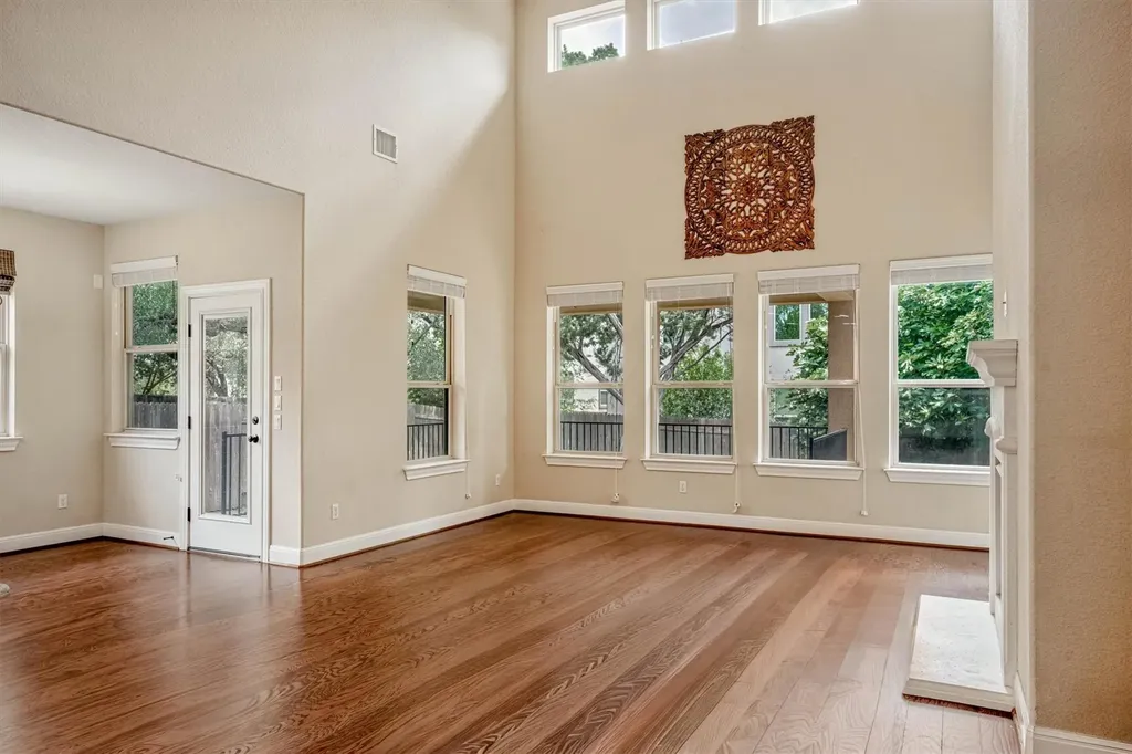 5809 Viejo Drive Austin TX 78738