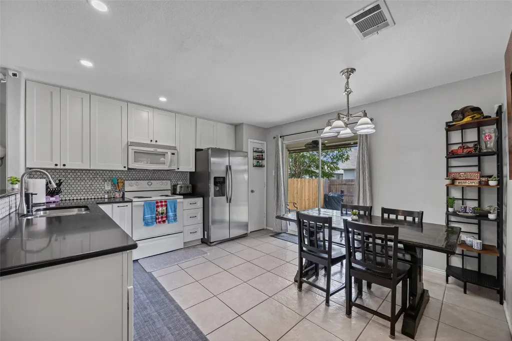 13501 Lismore Lane Pflugerville TX 78660