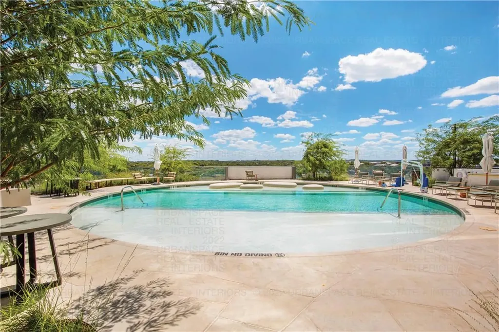 44 East Avenue Austin TX 78701