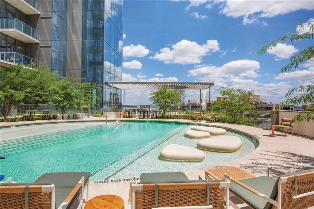44 East Avenue Austin TX 78701