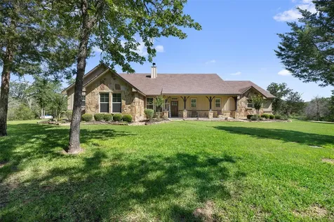 1306 22 Hills Road Gause TX 77857