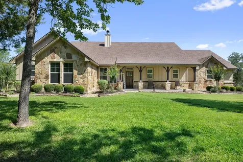 1306 22 Hills Road Gause TX 77857