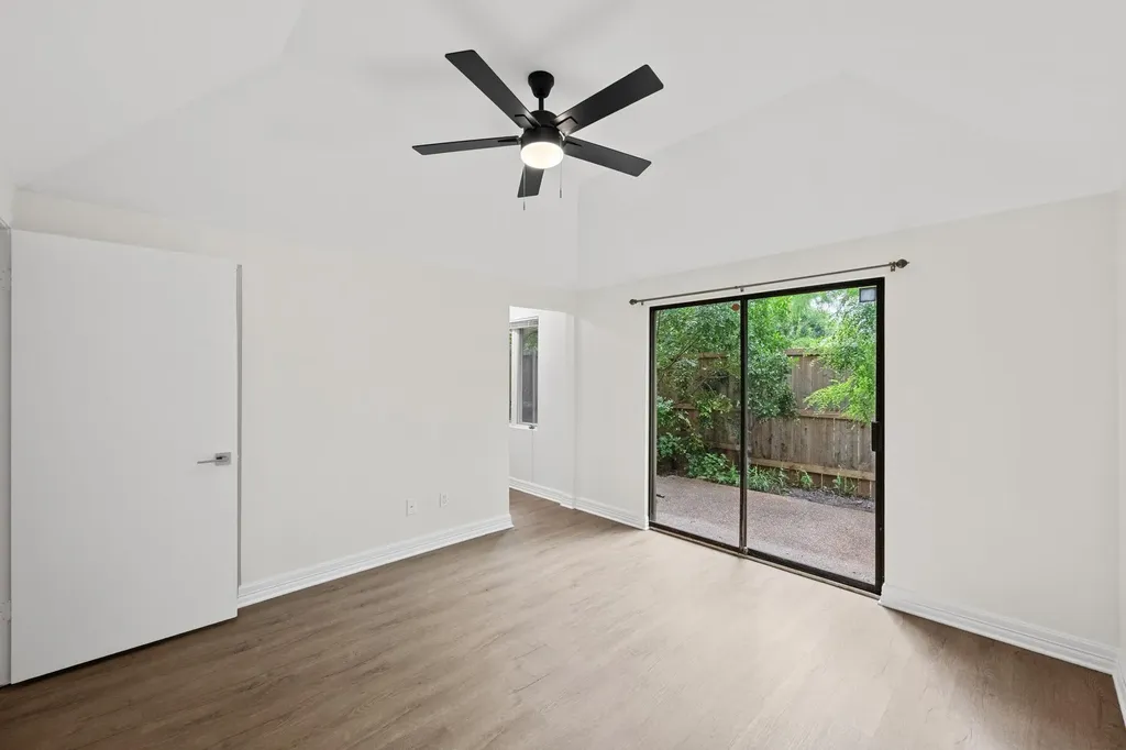 409 E 38th Street Austin TX 78705