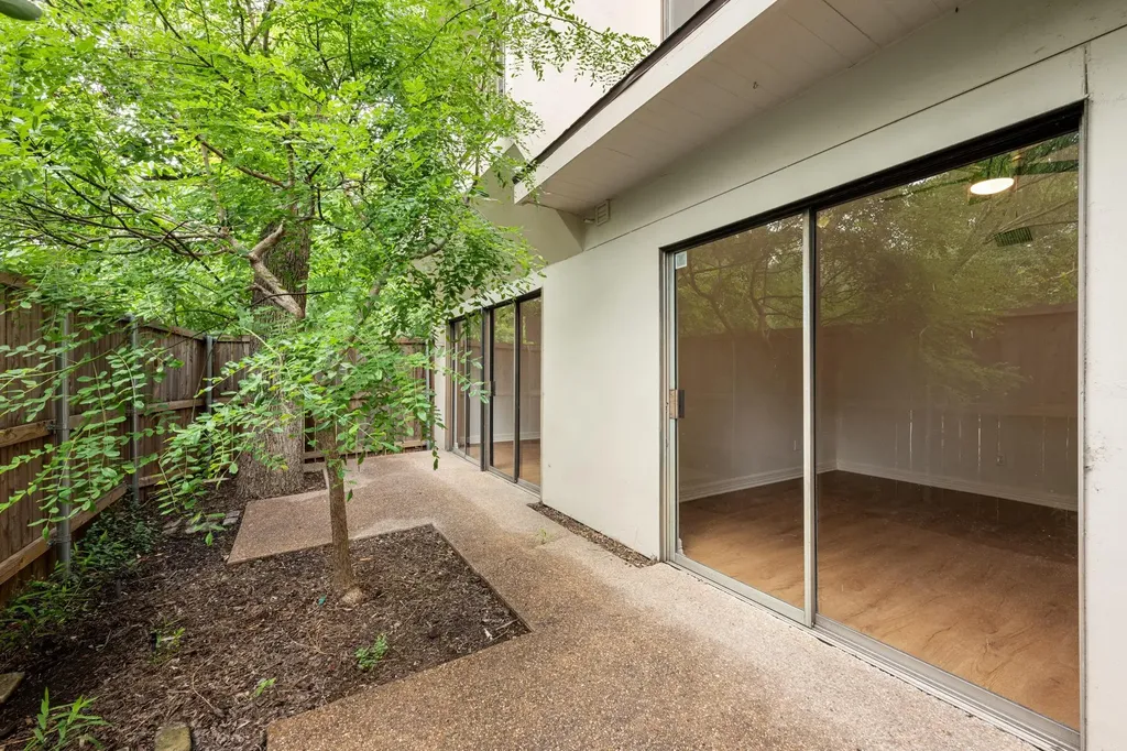 409 E 38th Street Austin TX 78705