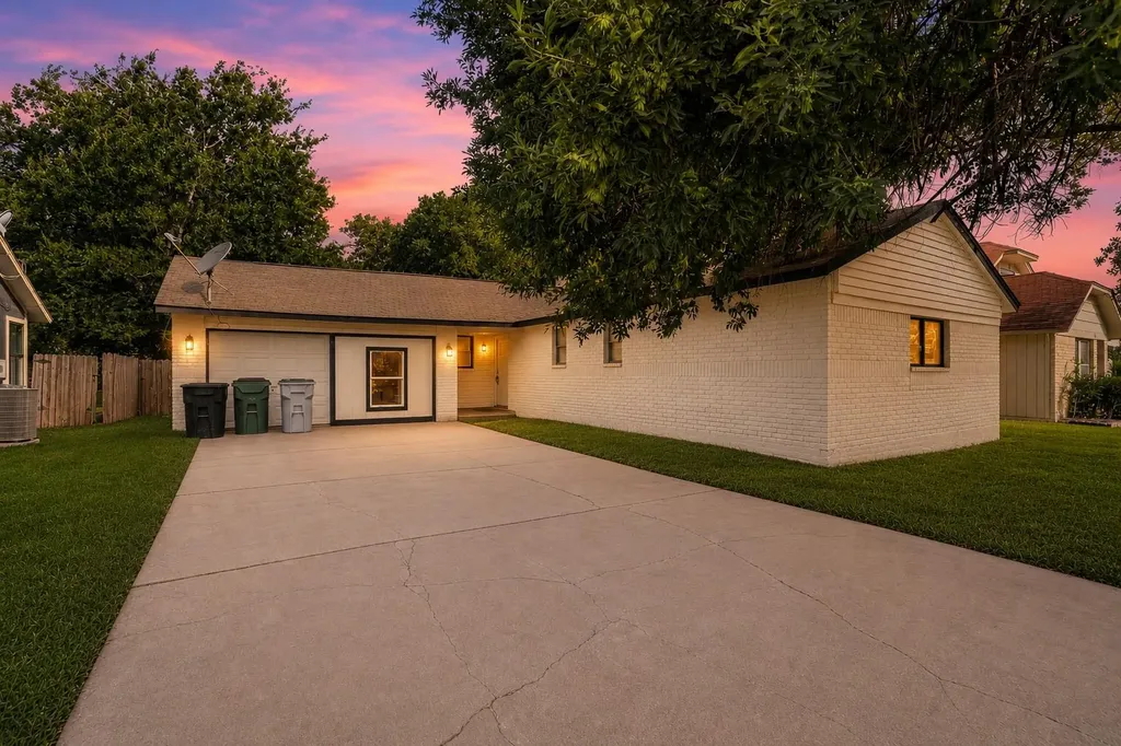 16402 Parkway Drive Pflugerville TX 78660