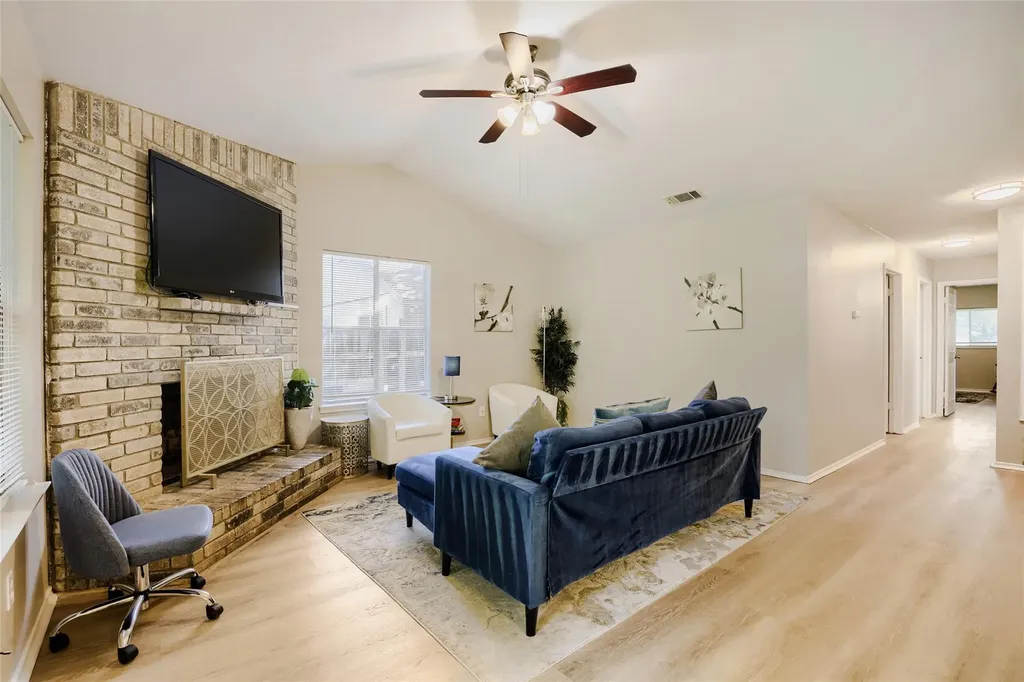 16402 Parkway Drive Pflugerville TX 78660