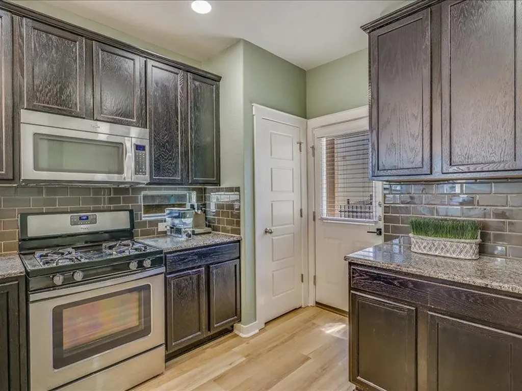 2101 Rivers Edge Way Austin TX 78741