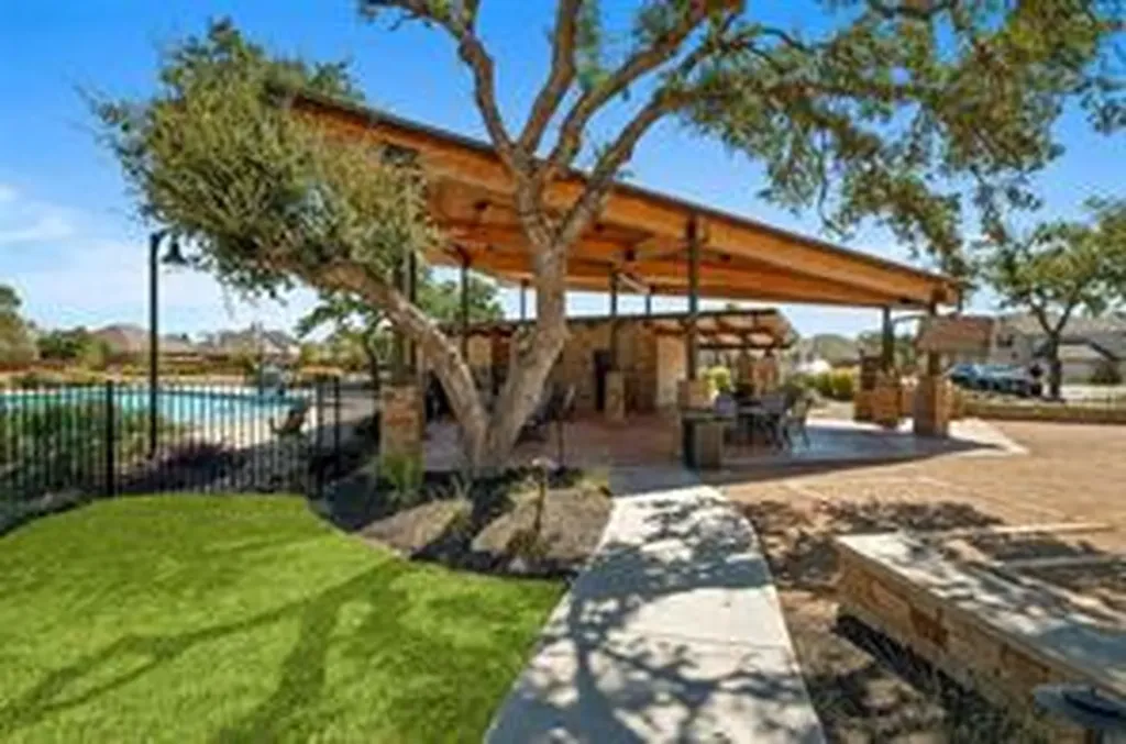 246 Toyah Drive Dripping Springs TX 78620