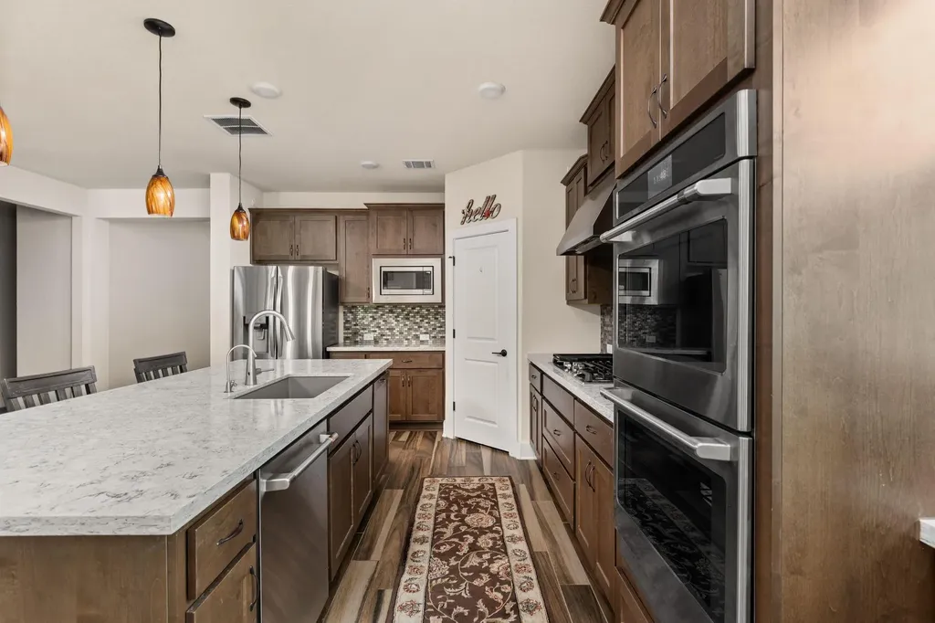 246 Toyah Drive Dripping Springs TX 78620
