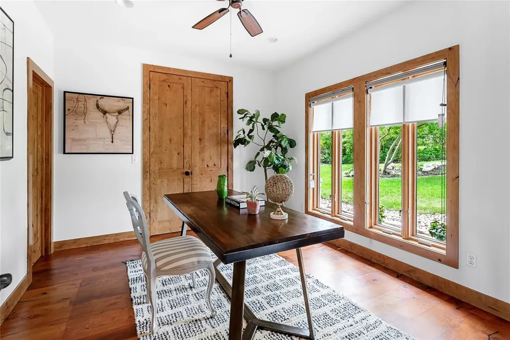 5 Clarendon Lane Austin TX 78746