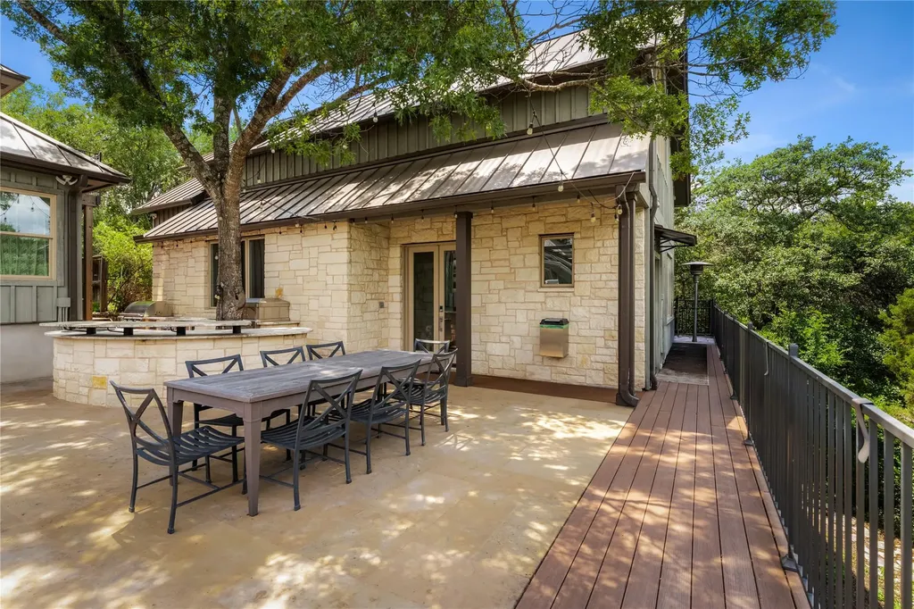 5 Clarendon Lane Austin TX 78746
