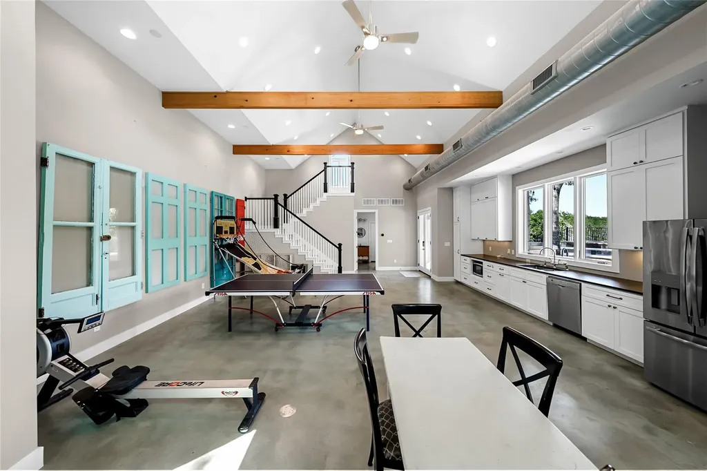 5 Clarendon Lane Austin TX 78746