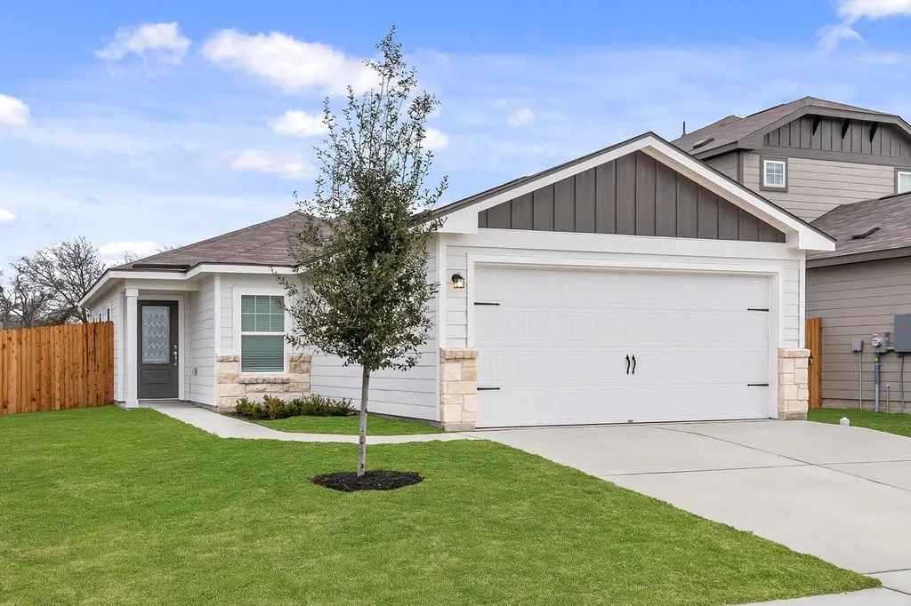 14621 Wahlbergs Way Elgin TX 78621