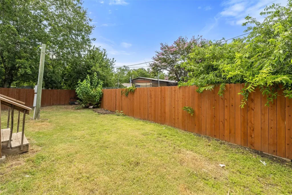 418 Lenora Drive Taylor TX 76574