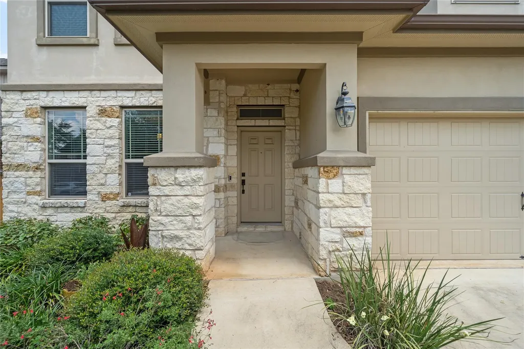 141 Sangaree Drive Buda TX 78610