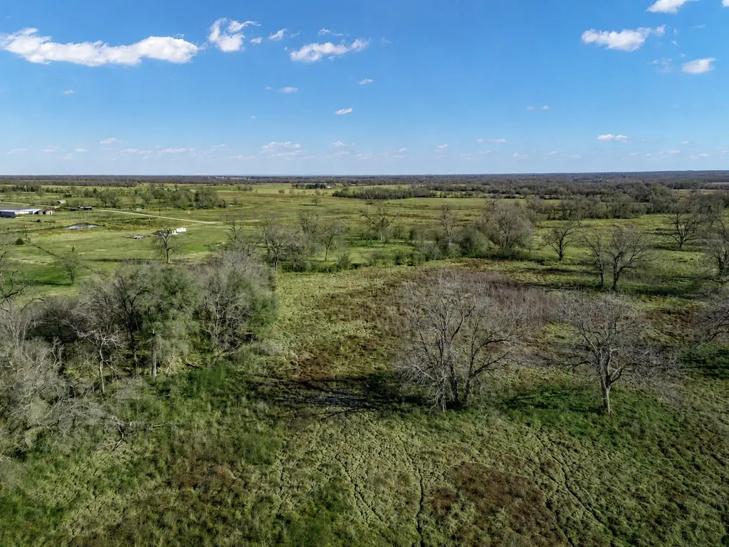 19 County Road 721 Groesbeck TX 76653