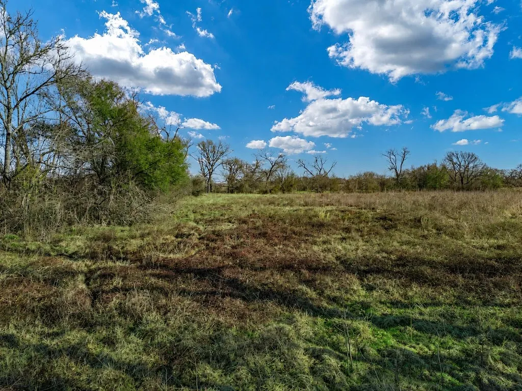 19 County Road 721 Groesbeck TX 76653