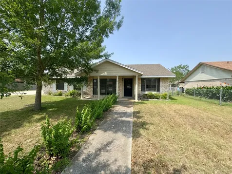 821 S Guadalupe Street Lockhart TX 78644