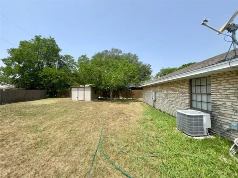 821 S Guadalupe Street Lockhart TX 78644