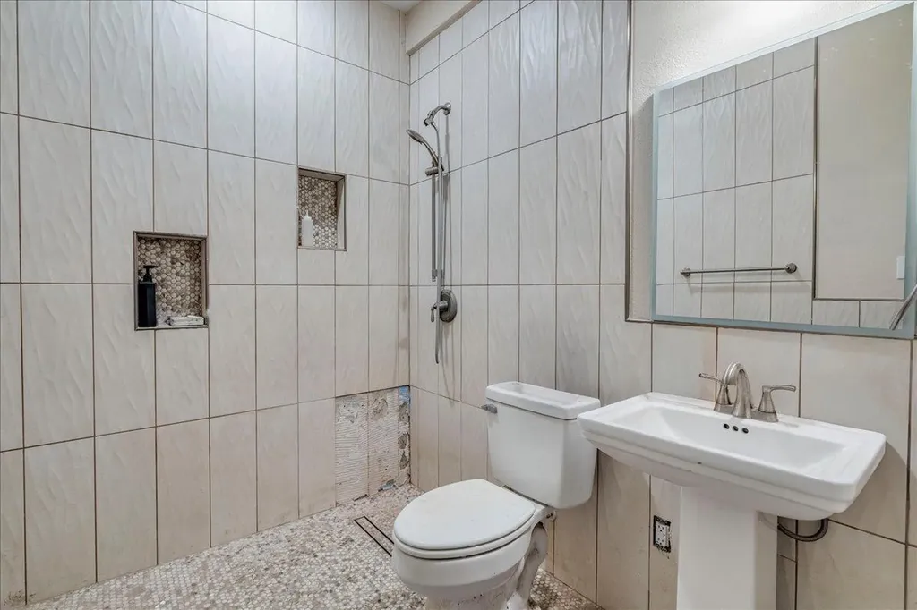 1409 Orchard Drive Leander TX 78641