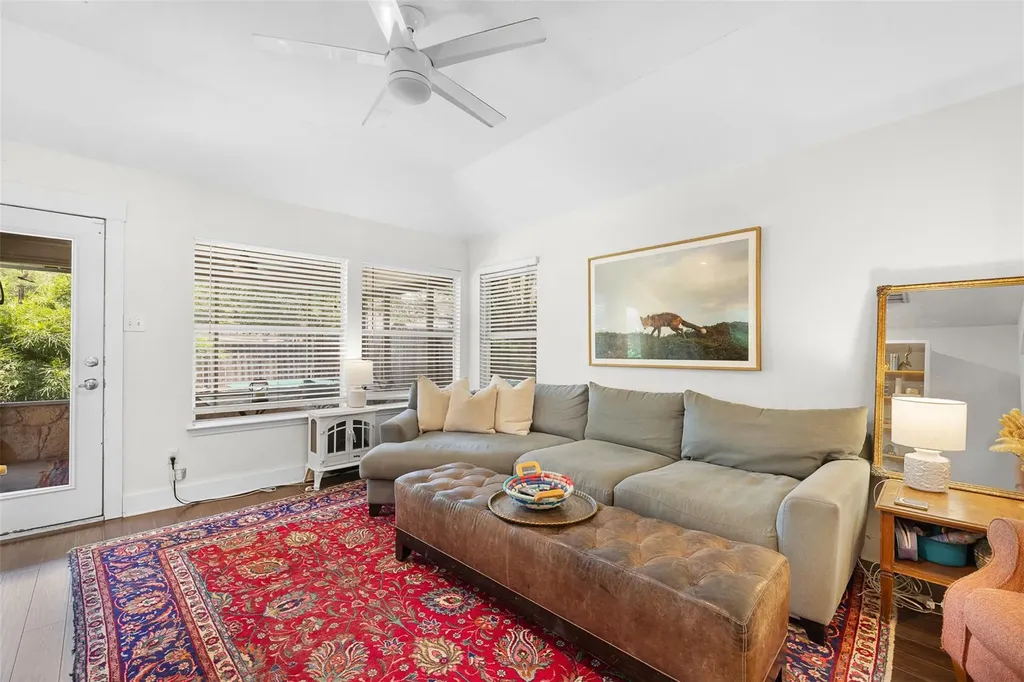 2958 Lagerway Cove Austin TX 78748