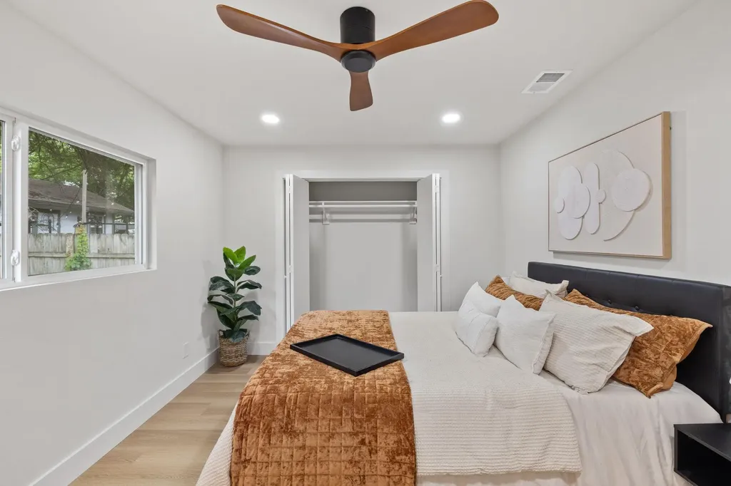 4402 Dove Springs Drive Austin TX 78744