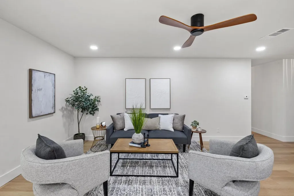 4402 Dove Springs Drive Austin TX 78744