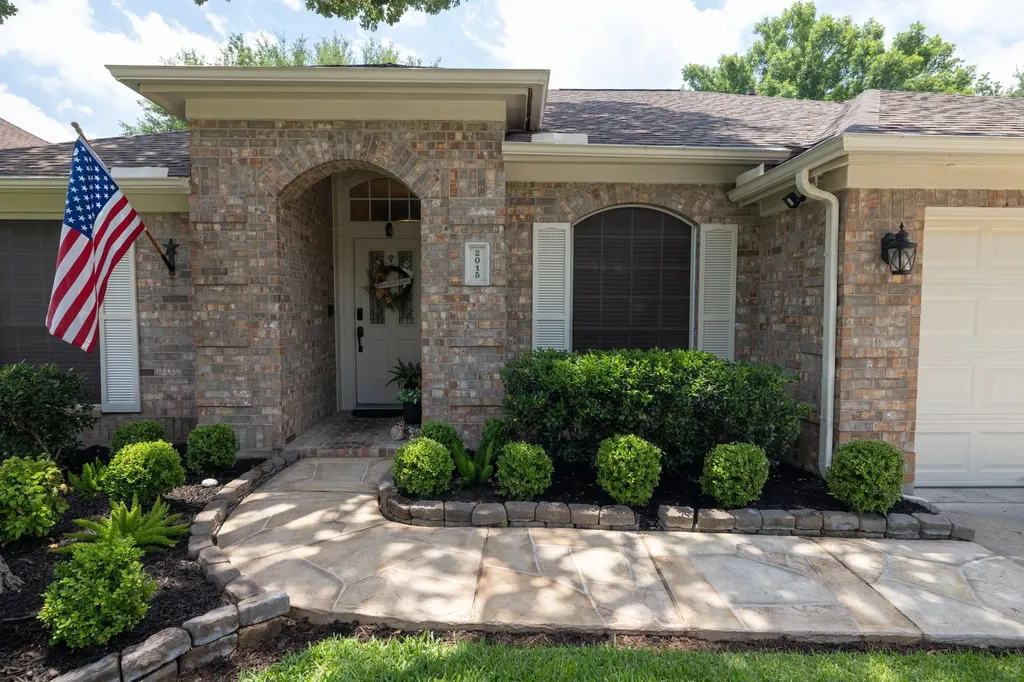 2015 Plantation Drive Round Rock TX 78681