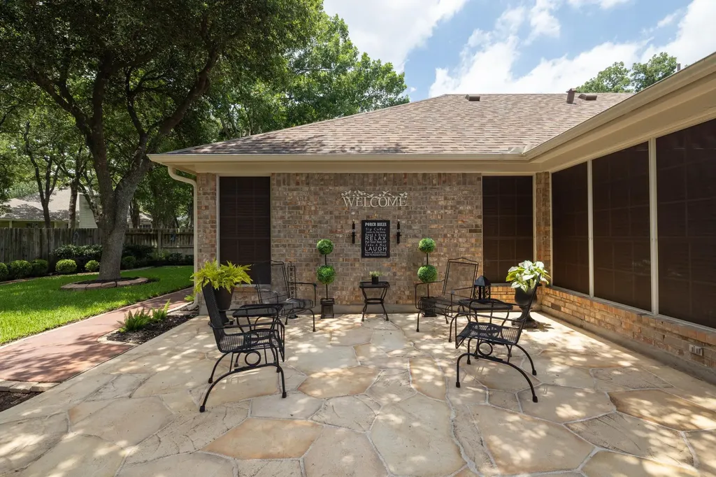 2015 Plantation Drive Round Rock TX 78681