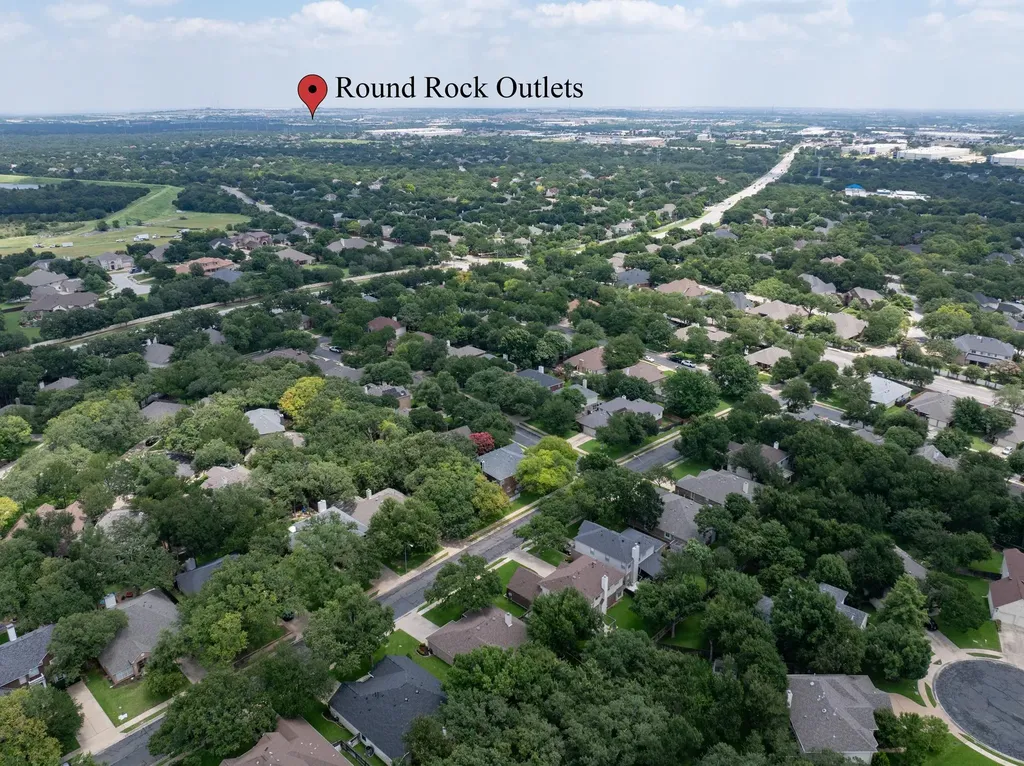 2015 Plantation Drive Round Rock TX 78681