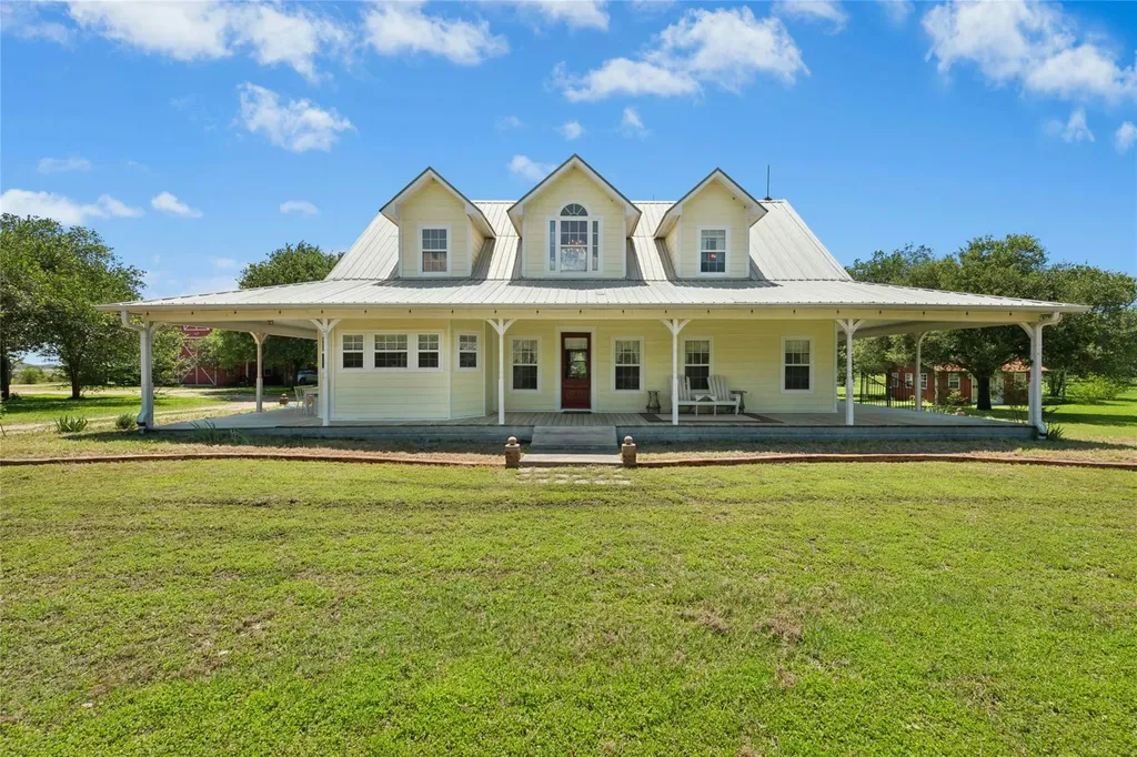 1610 County Road 463 Elgin TX 78621