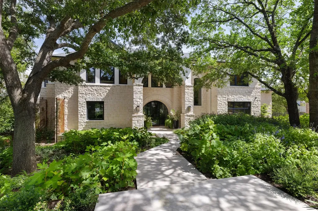 3111 Above Stratford Place Austin TX 78746