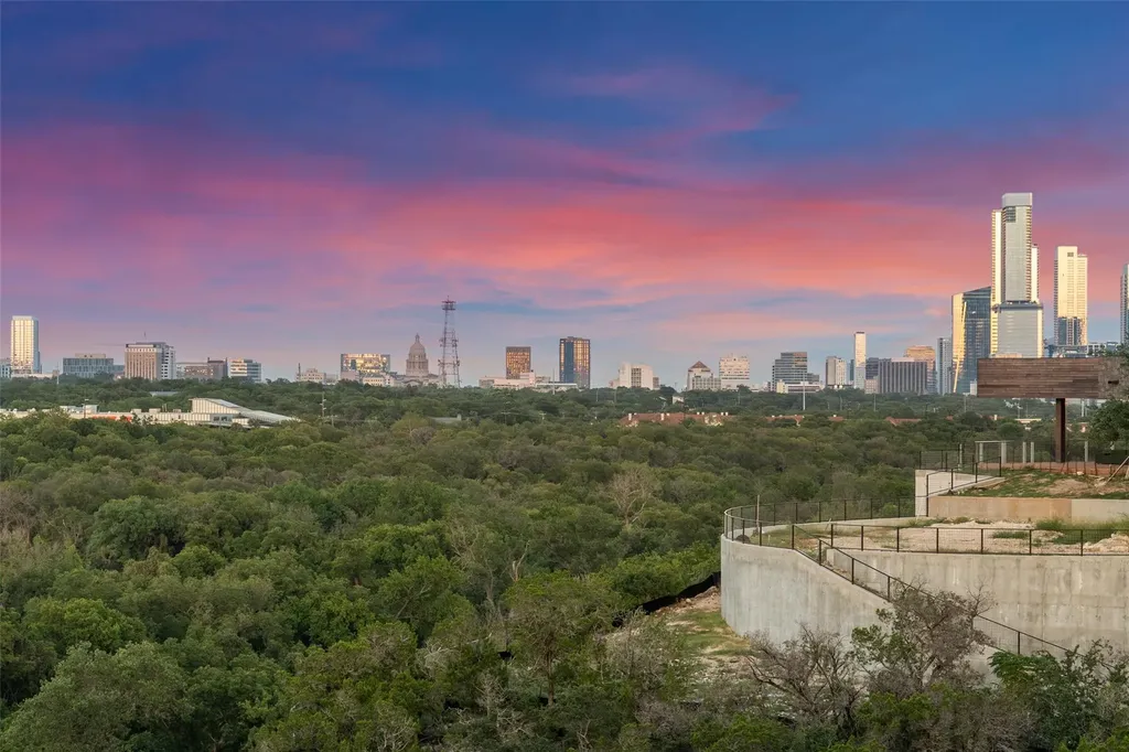 3111 Above Stratford Place Austin TX 78746