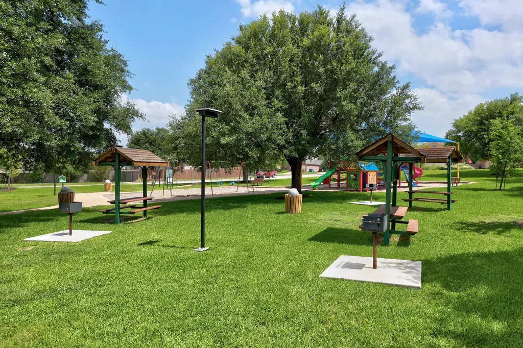 1108 Springbrook Road Pflugerville TX 78660