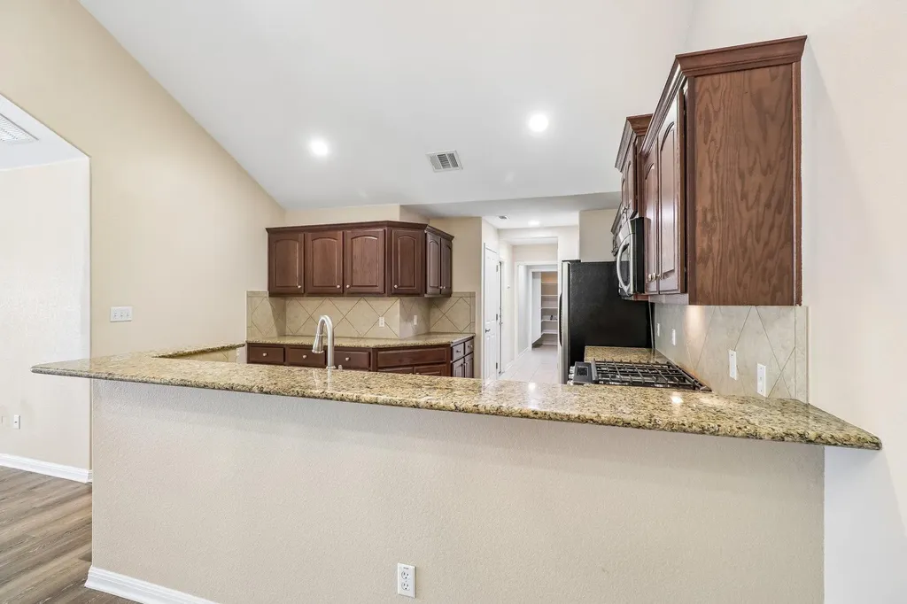 30 Wildwood Drive Georgetown TX 78633
