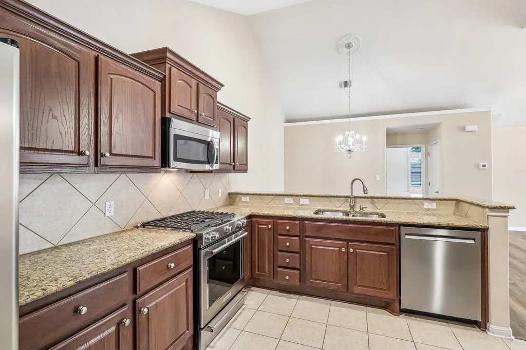 30 Wildwood Drive Georgetown TX 78633