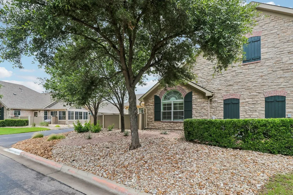 30 Wildwood Drive Georgetown TX 78633