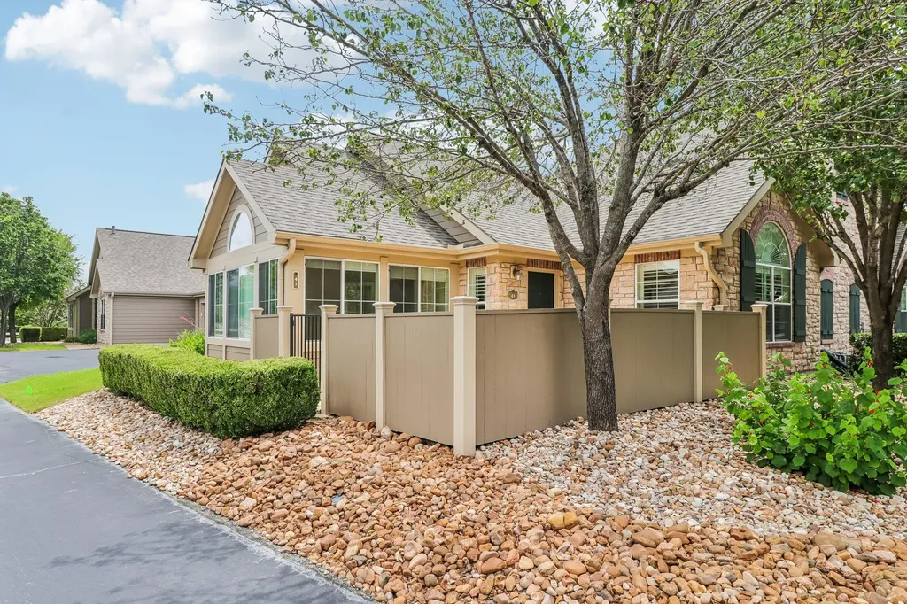 30 Wildwood Drive Georgetown TX 78633