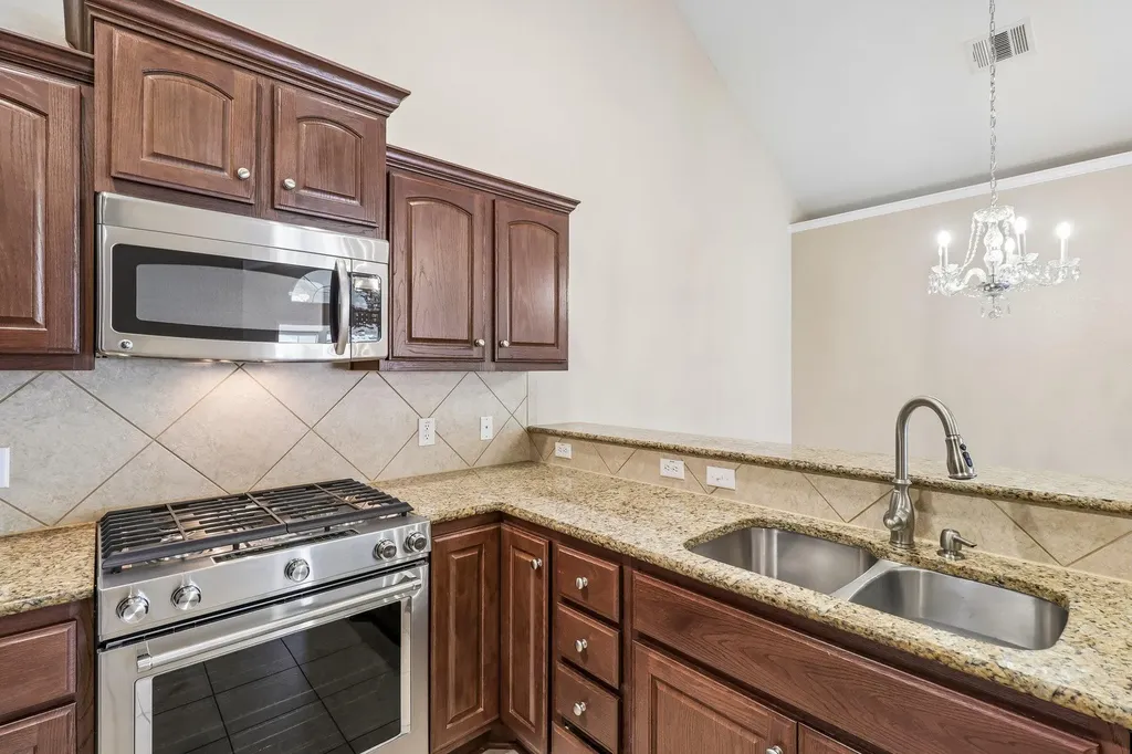 30 Wildwood Drive Georgetown TX 78633