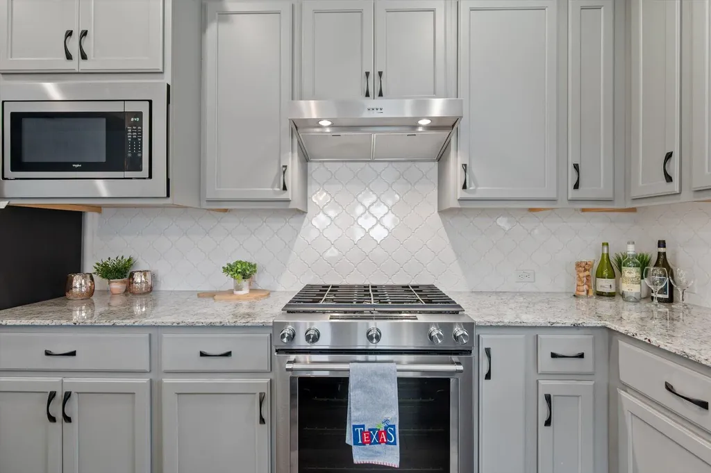 212 Coachsmith Street Georgetown TX 78633